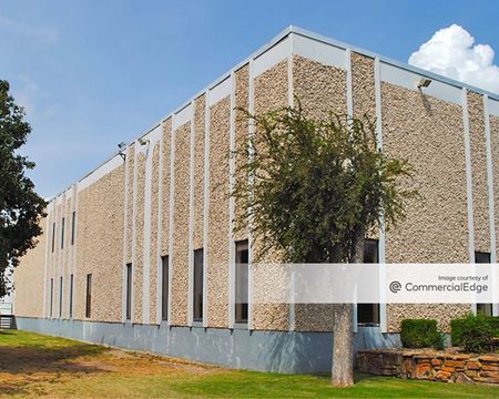 Industrial space for Rent at 1400 Lavon Drive in McKinney