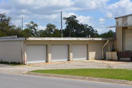 1417 W Cervantes Retail