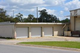 1417 W Cervantes Retail