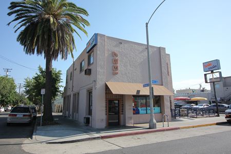 Commercial space for Rent at 1327 E 4th St in Long Beach