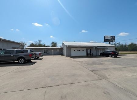 Industrial space for Sale at 4953 Big Lake Rd in Lake Charles