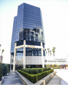 Irvine Towers - 18500 Von Karman