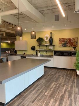 Burbity Workspaces - Sullivan Valley Commons
