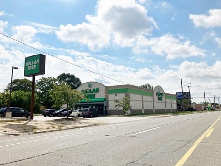 Retail space for Rent at 20430 Van Dyke in Detroit