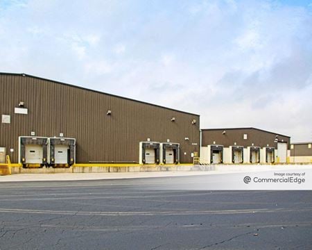 Industrial space for Rent at 8949 Inkster Road in Taylor