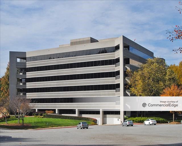 Powers Ferry Landing East 6190 Powers Ferry Road NW, Atlanta, GA