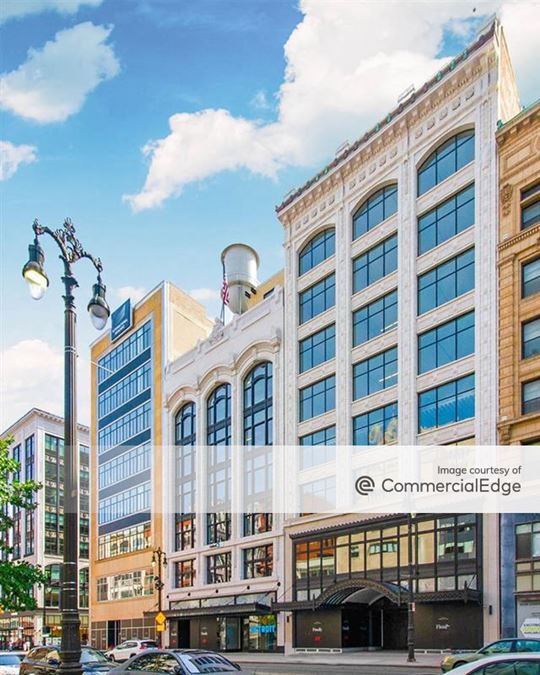 1529 Woodward Avenue