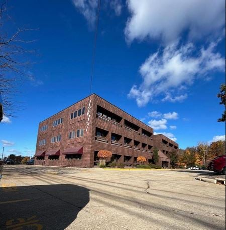 Office space for Rent at 3637 Medina Road in Medina