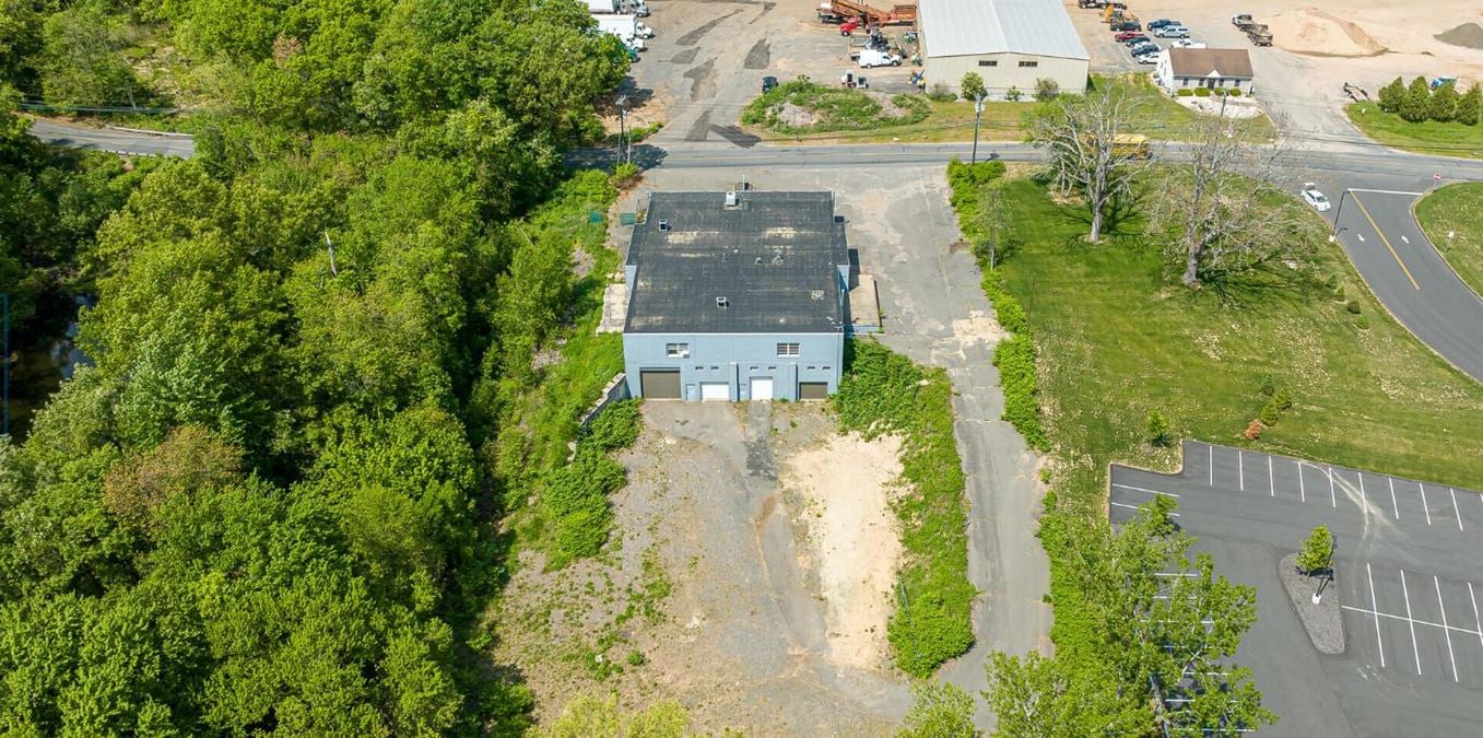195 W Newberry Rd