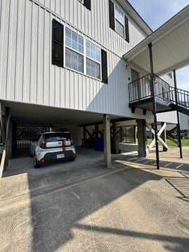 2125 Sanibelle Lane