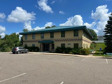Office space for Sale at 669 N Medina St in Loretto