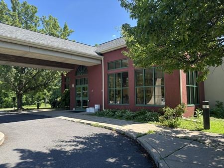 Office space for Rent at 1545-1547 Columbia Tpke in Castleton On Hudson