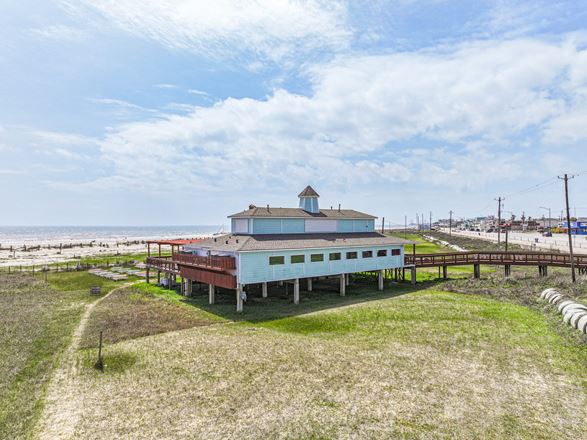 731 Seawall Blvd 