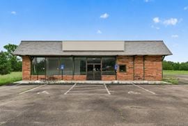 Free Standing Retail Building For Lease