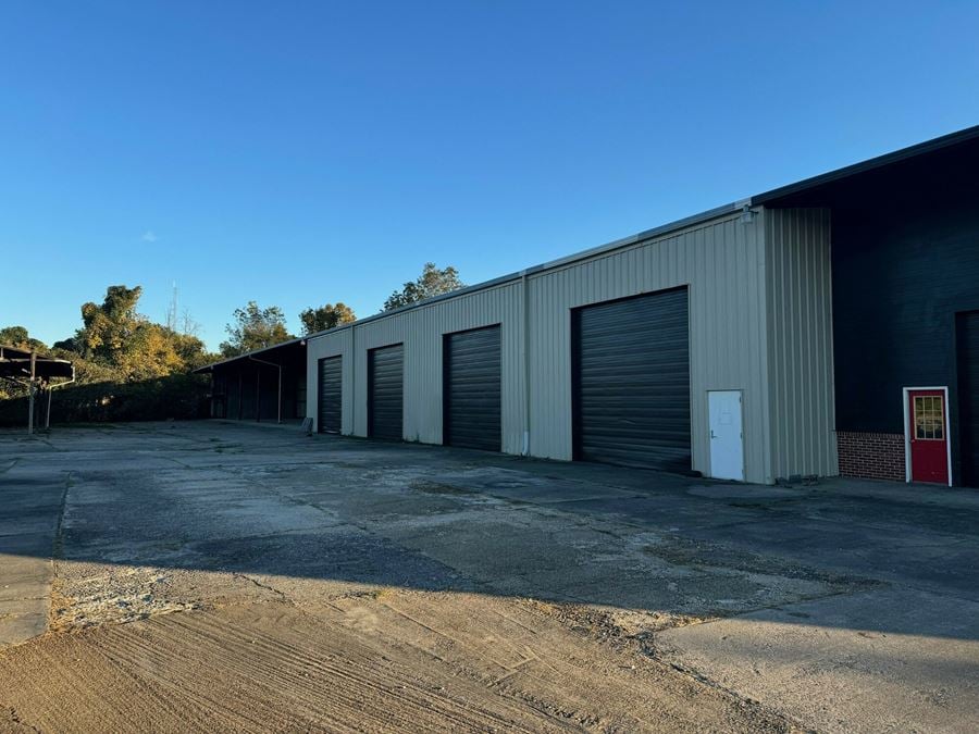 Warehouse with Yard Space