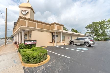 Retail space for Sale at 536 W International in Daytona Beach