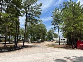 East to West RV Park & Storage in Willis TX