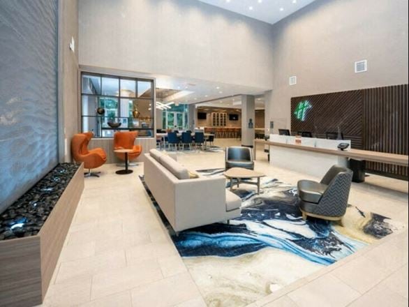 Holiday Inn