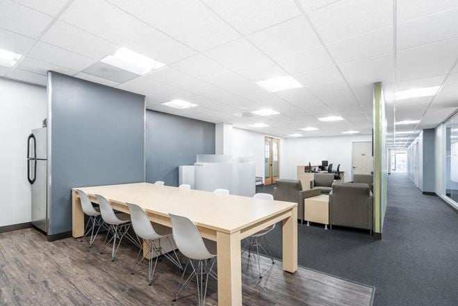 CA, Sausalito - Harbor Drive Executive Park