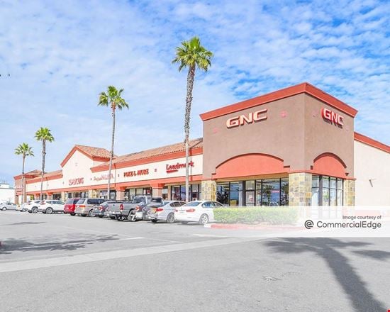 Long Beach Towne Square