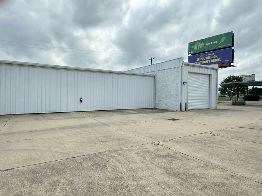 Broussard Commercial Storage
