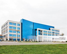 Commonwealth Centre Ph I Bldg I