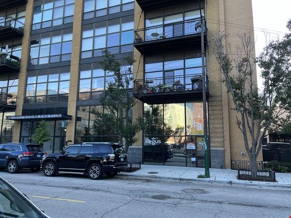 Regus - Chicago - N Green St
