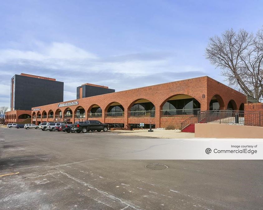 Marketplace Courtyard Building B