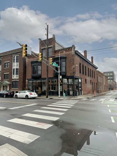 Retail space for Sale at 501 N College Ave in Indianapolis