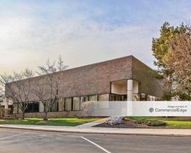 Lehigh Valley Corporate Center - 1560 Valley Center Pkwy