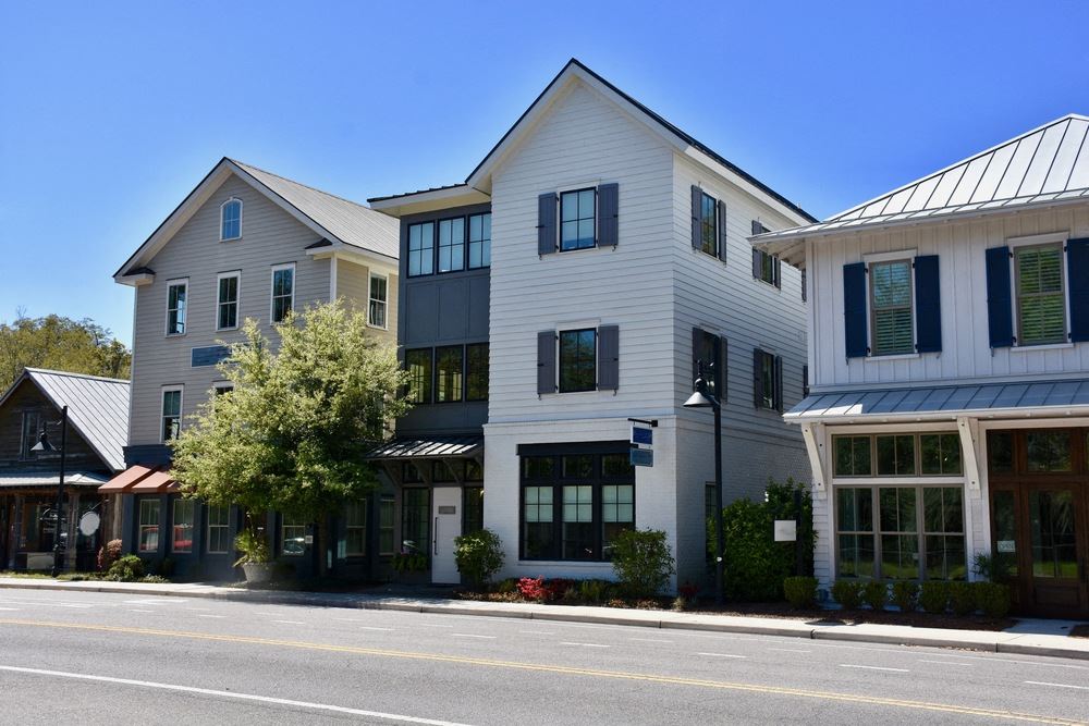 Promenade Old Town Bluffton 212 Bluffton Road, Bluffton, SC