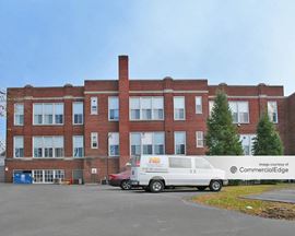 123-125 North Enola Drive