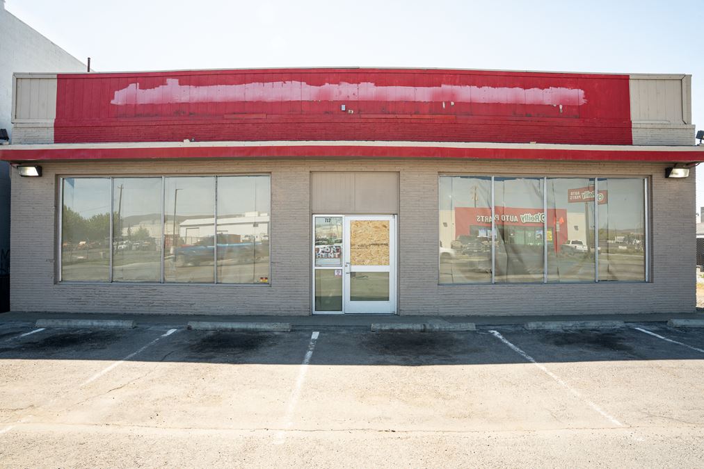 717 W. 1st Street