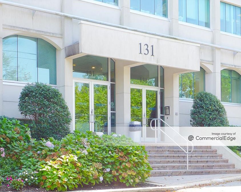 Long Island Office Park 131 Jericho Turnpike Property & Listing