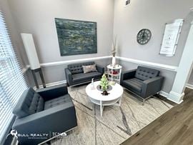 Executive Office Suites for Lease
