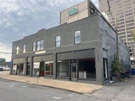 416 W 7th St