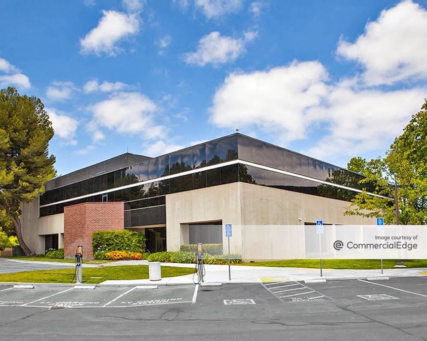 Sunnyvale Research Center - 1060 East Arques Avenue
