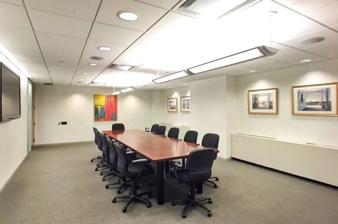 Bevmax Office Centers - Midtown East