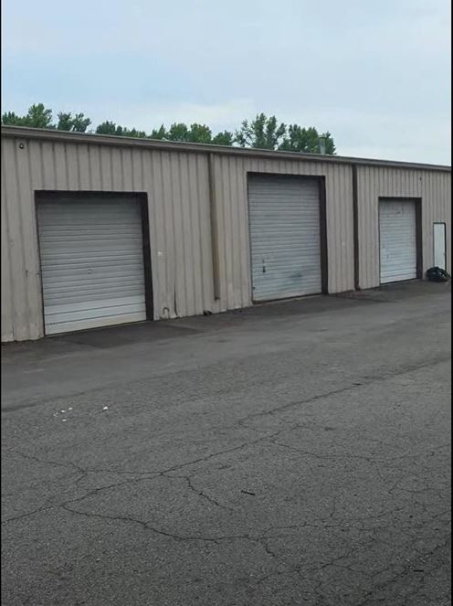 348 Hwy 63