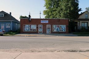 Retail property in Omaha, NE