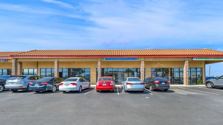 Shopping Center Availabilities: Retail Shop Space w/ TI’s