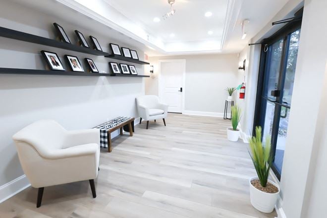 Magnolia Woods Office Suites and Meeting Space - Magnolia