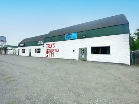 Industrial space for Rent at 106 Albe Drive in Newark