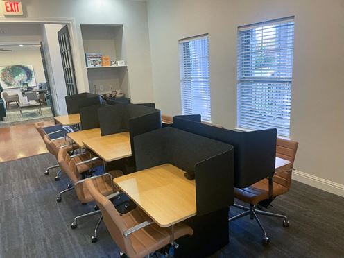 Apt CoWork - at Cason Estates