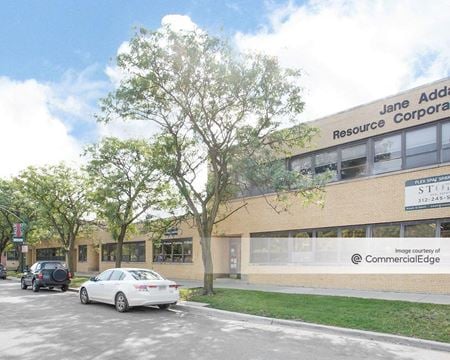 Shared and coworking spaces at 4422 North Ravenswood Avenue in Chicago