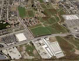 770 W Tehachapi Blvd