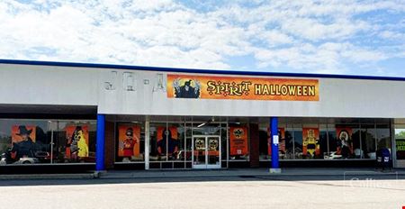 Retail space for Rent at 1492-1540 Canton Rd in Akron