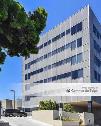 2730 Wilshire