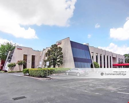 Office space for Rent at 909 Dairy Ashford Road in Houston