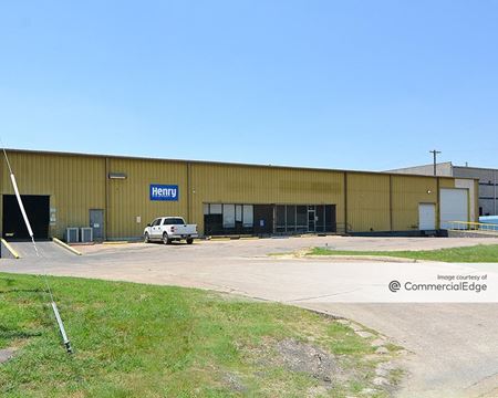 Photo of commercial space at 3802 Miller Park Drive in Garland